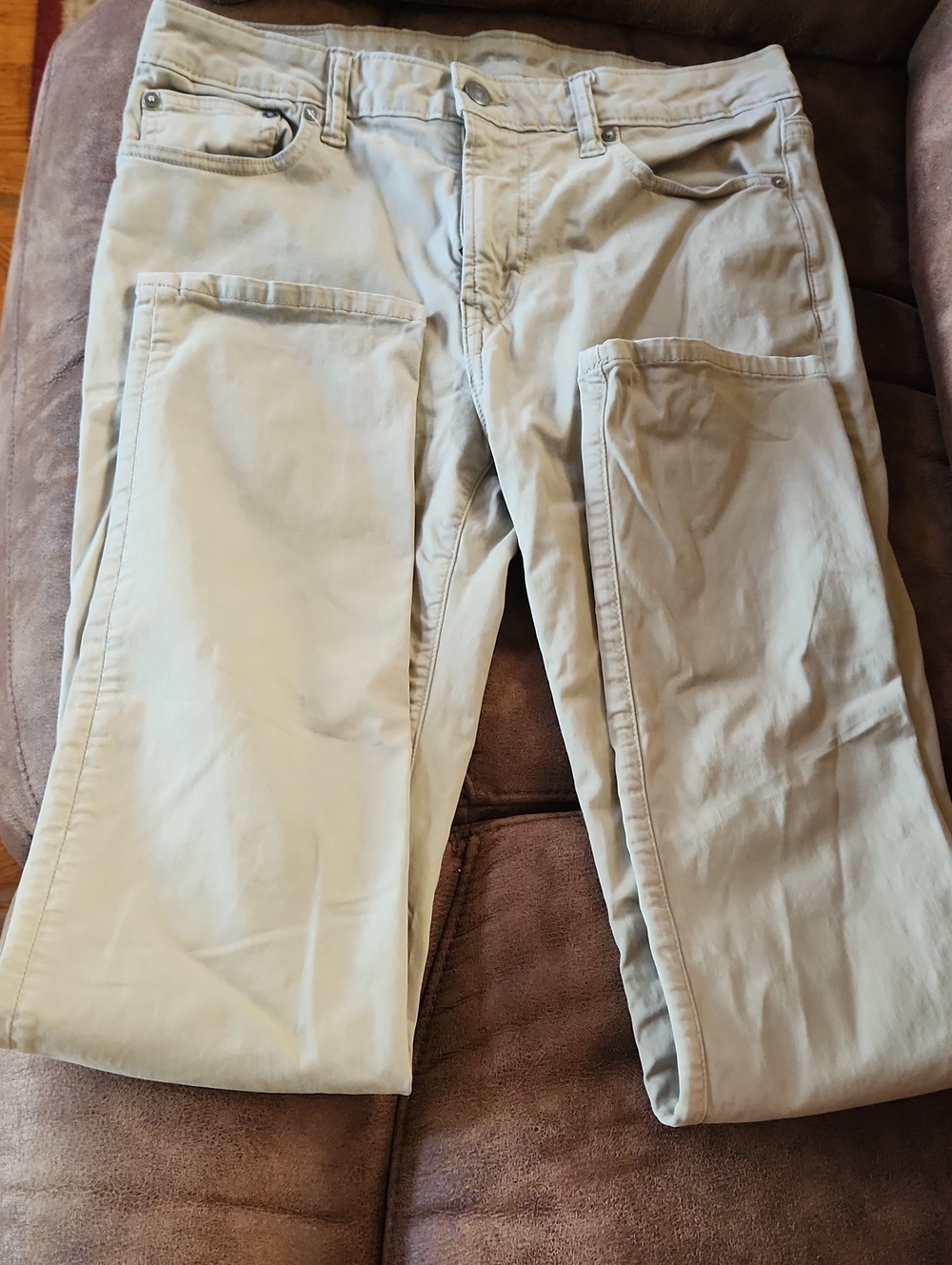 American Eagle Cream Casual Pants with Back Pocket Stitch
